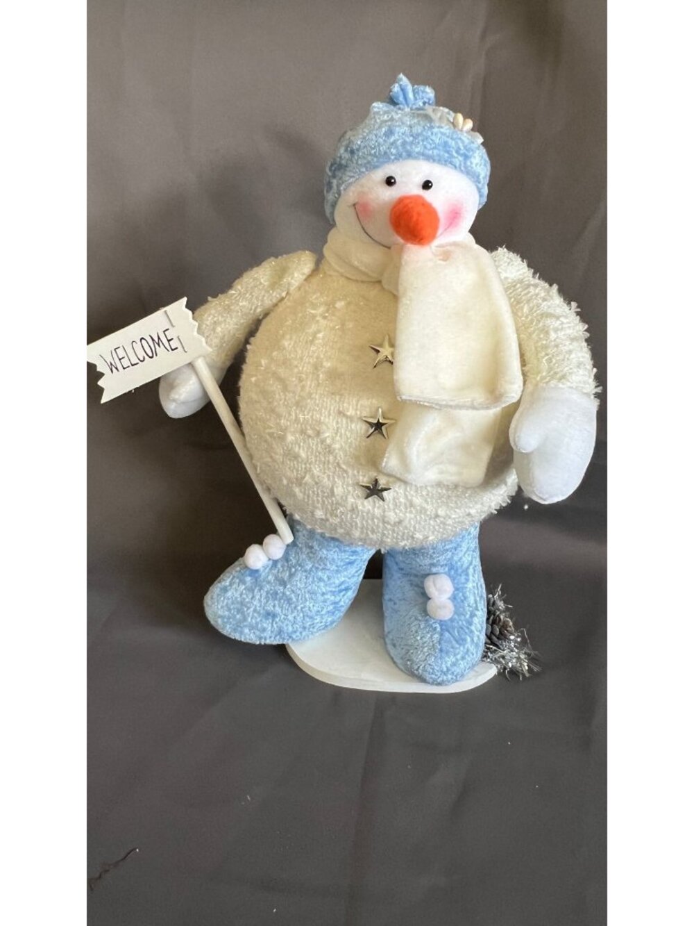 Adorable Plush Snowman Holiday Decoration With Welcome Sign